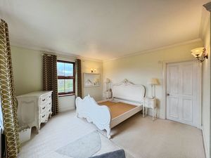 Photo 4- click for photo gallery